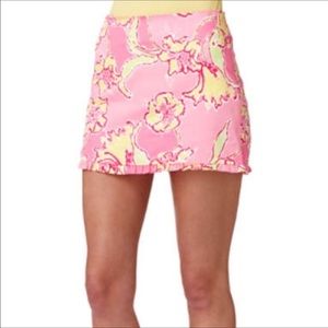 she's giving malibu barbie